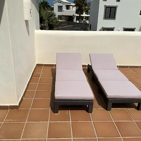 Aguamarina 52 فيلة *